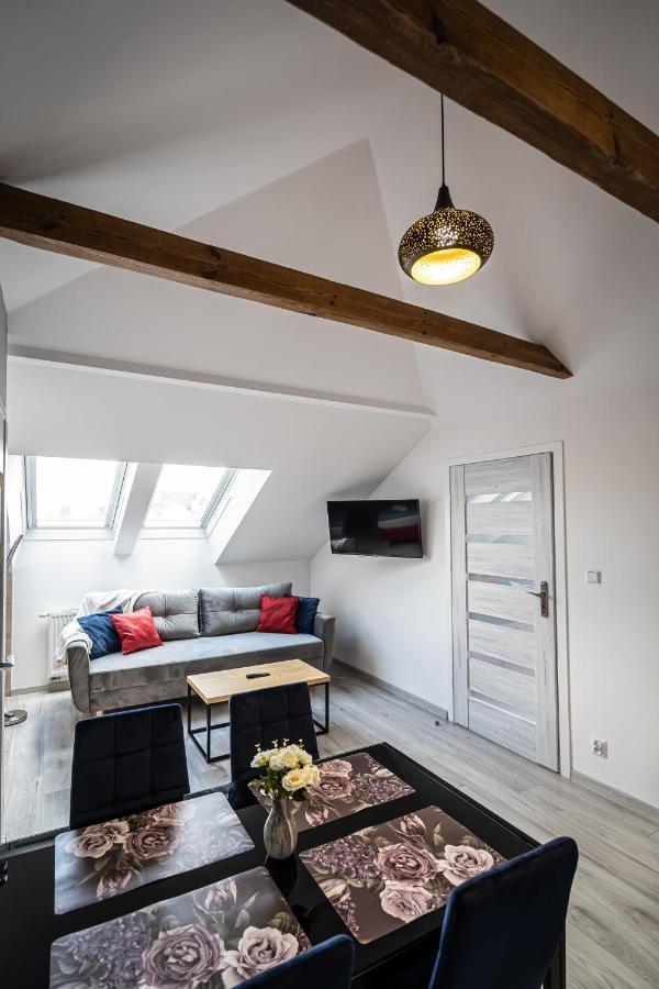 אוגוסטוב City Center Apartments Lofty Z Klimatyzacja מראה חיצוני תמונה